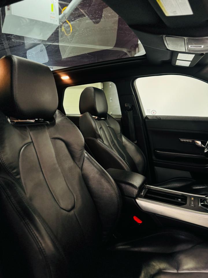 2015 Land Rover Range Rover Evoque Pure Premium - Photo #27