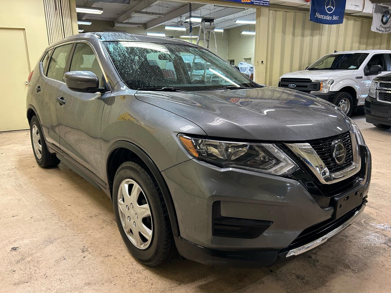 2018 Nissan Rogue S - Photo #6
