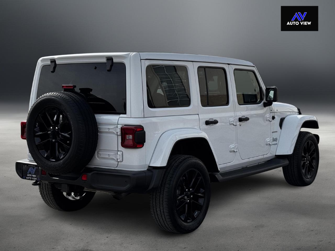 2021 Jeep Wrangler Unlimited Sahara 4XE **HYBRID**DEALER SERVICED** Photo4