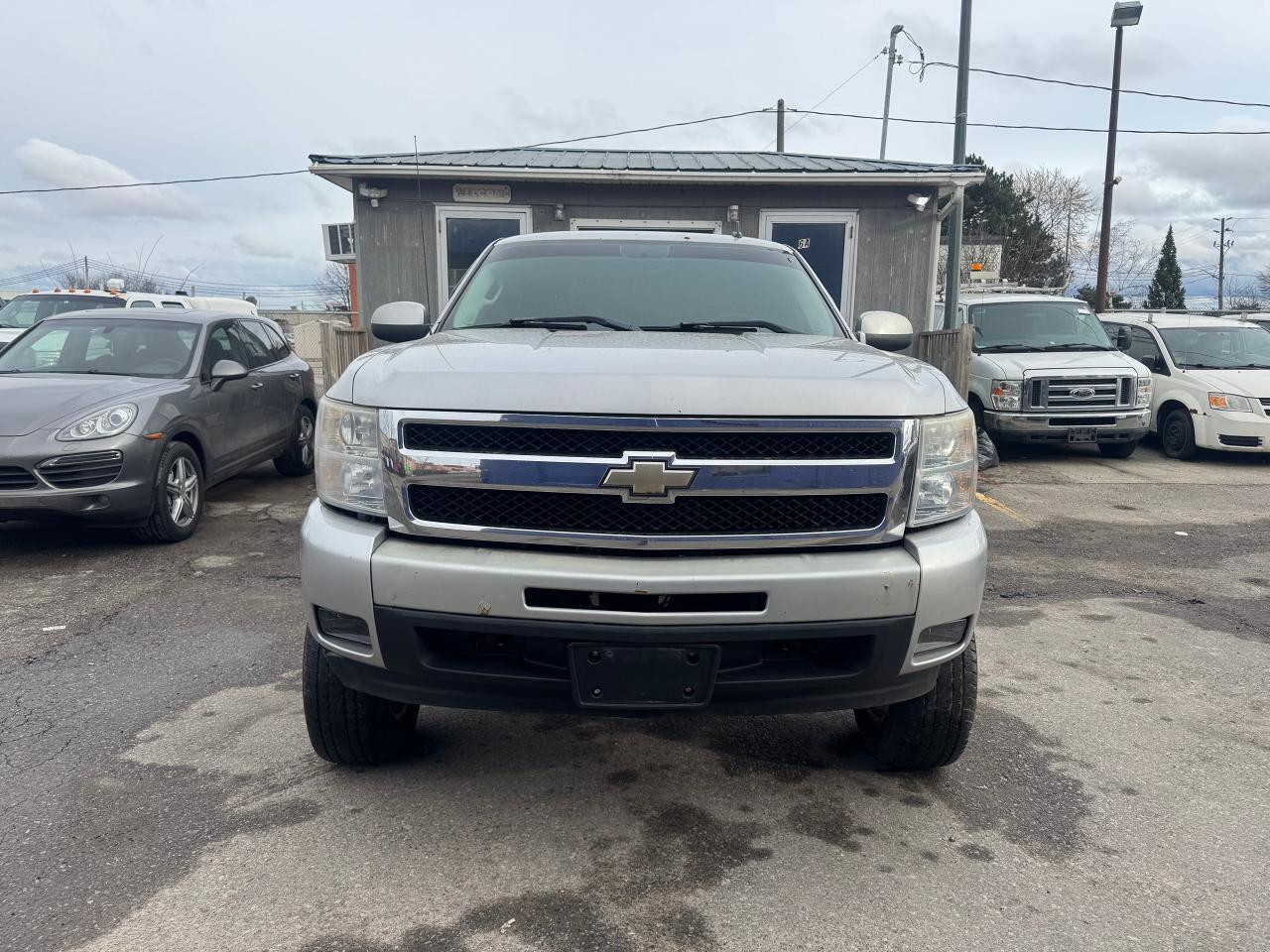 2010 Chevrolet Silverado 1500 LTZ Photo2