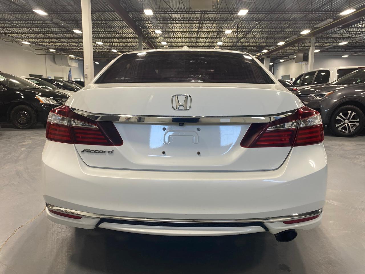 2016 Honda Accord EX-L - Photo #4
