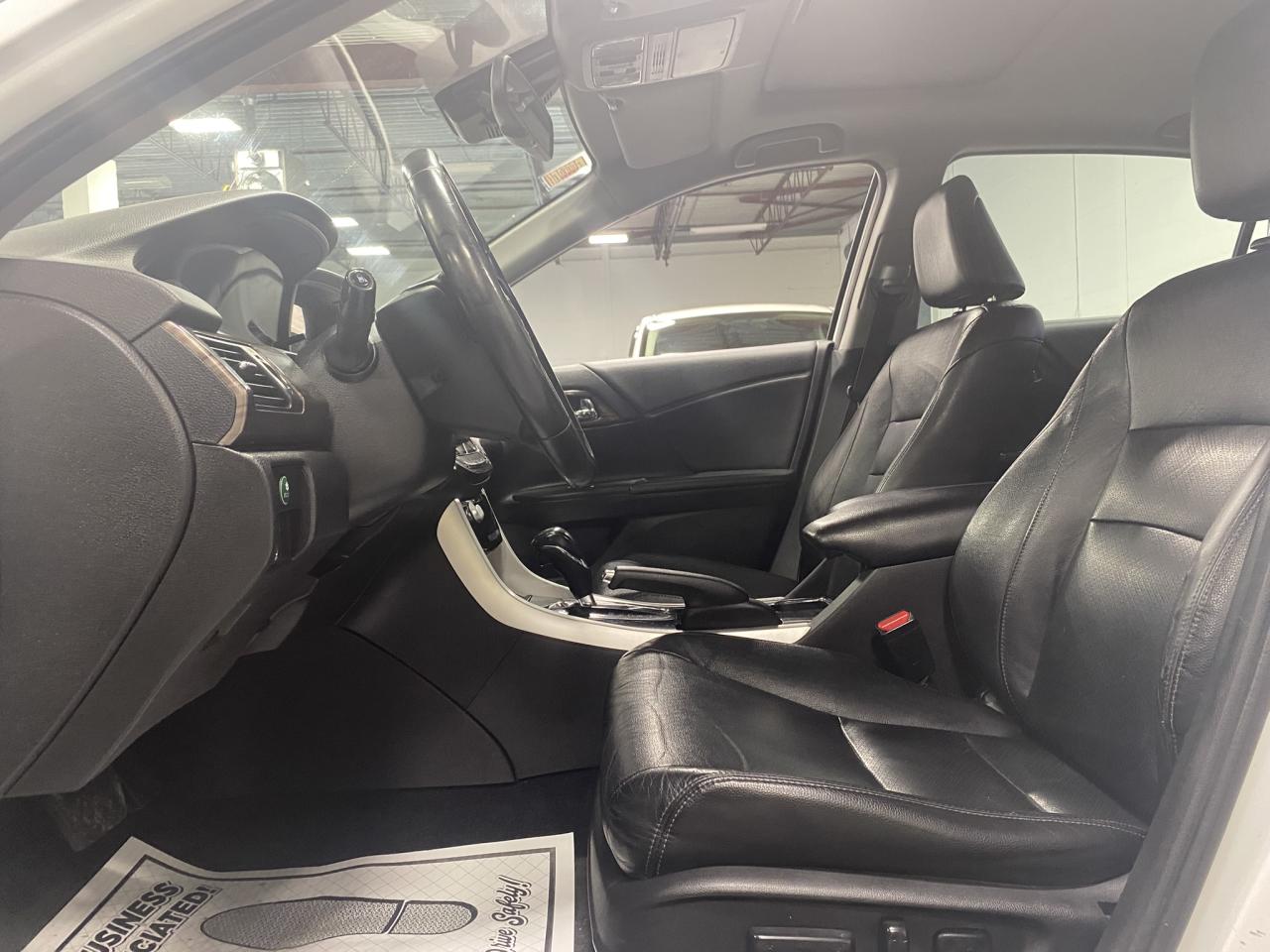2016 Honda Accord EX-L - Photo #12