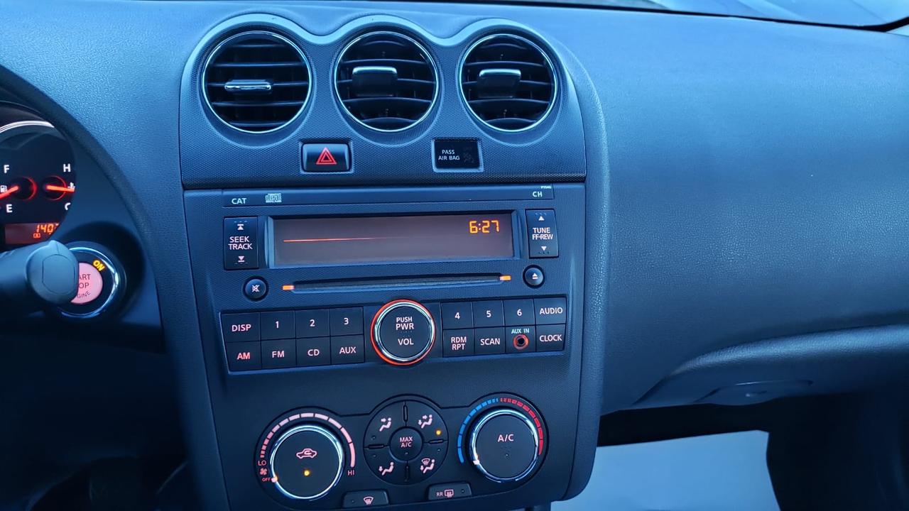 2010 Nissan Altima 2.5 S Photo
