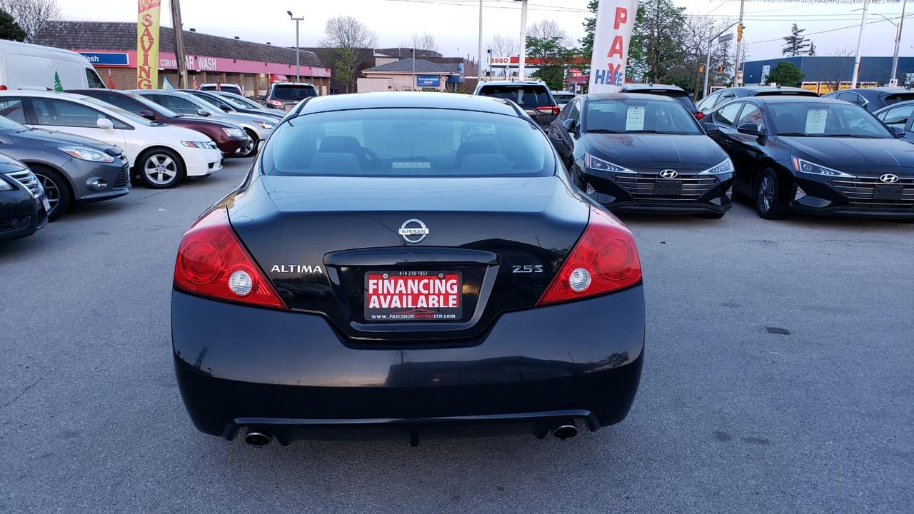 2010 Nissan Altima 2.5 S Photo