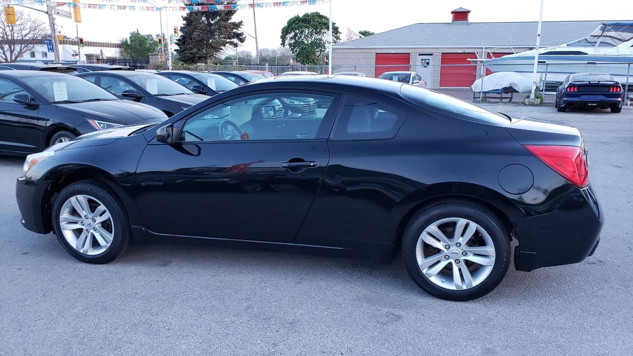 2010 Nissan Altima 2.5 S Photo