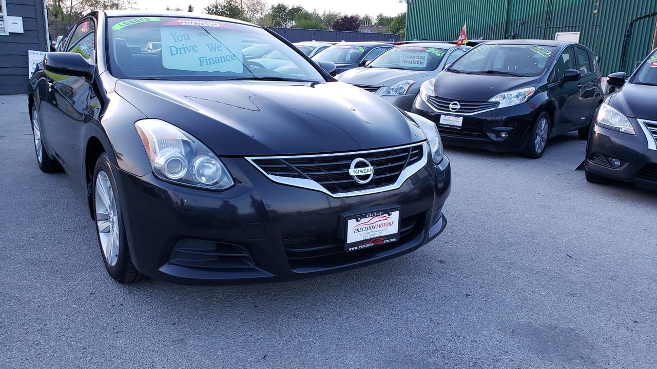 2010 Nissan Altima 2.5 S Photo