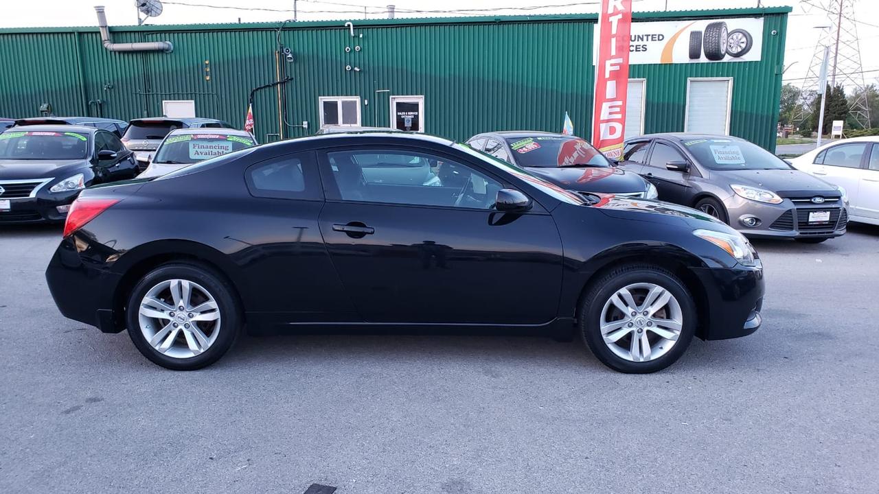 2010 Nissan Altima 2.5 S Photo