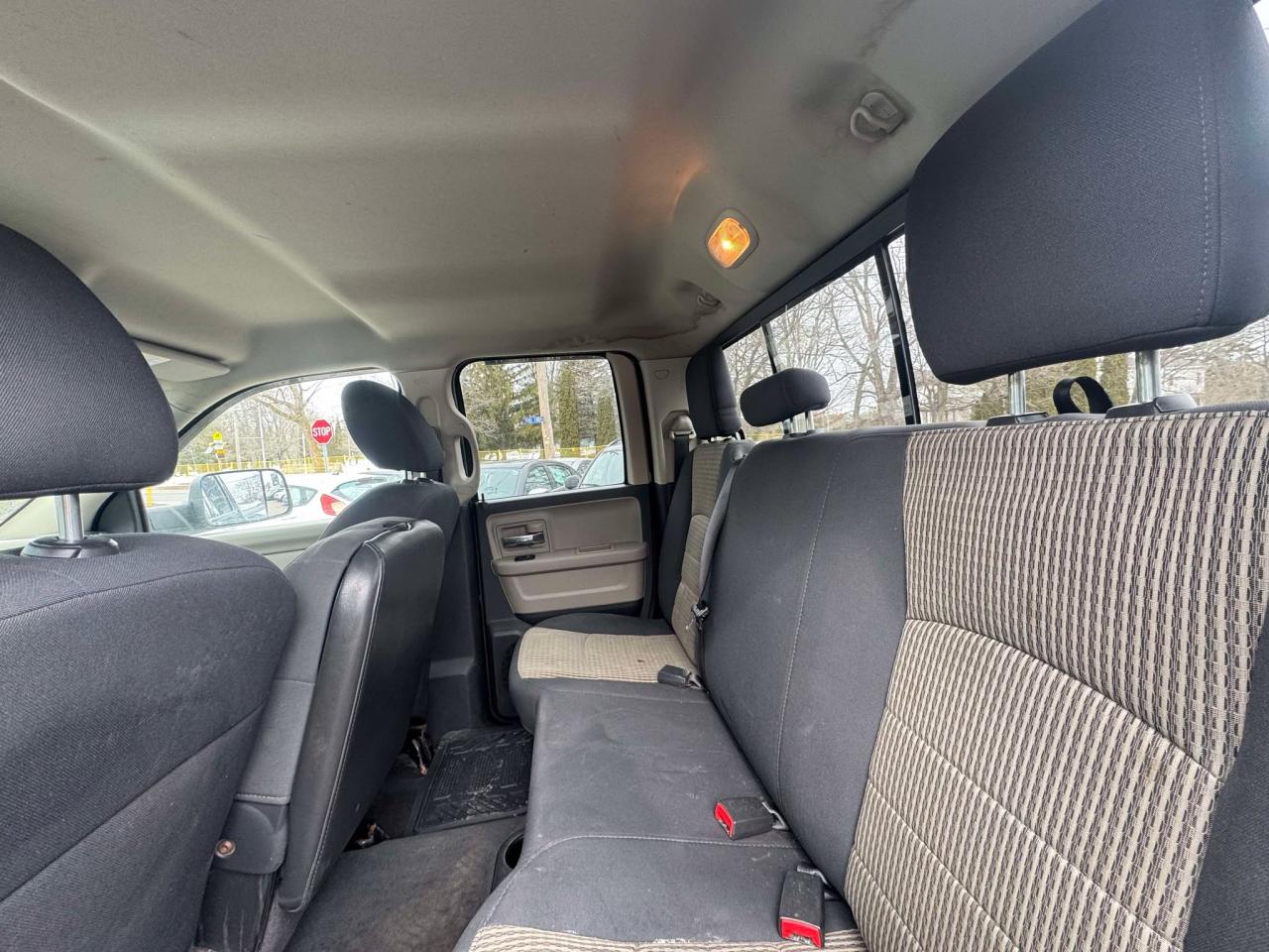 2011 RAM 1500 4WD Quad Cab 140.5" SLT - Photo #20