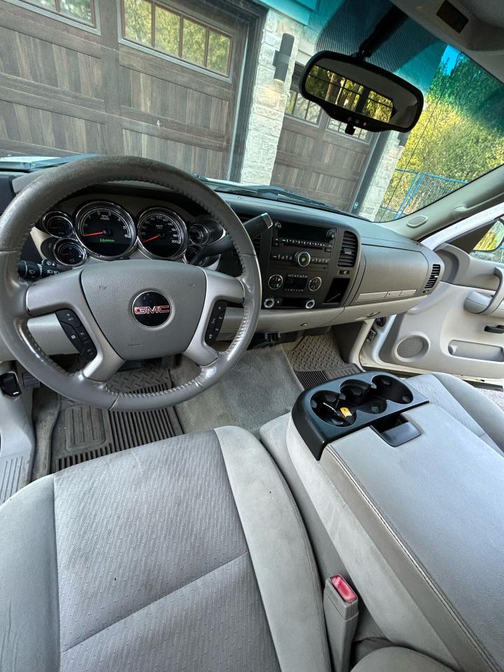 2009 GMC Sierra 1500  - Photo #9
