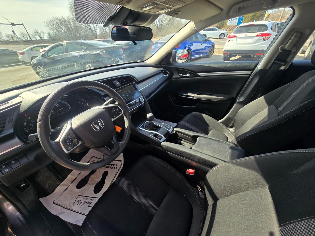 2019 Honda Civic LX Photo