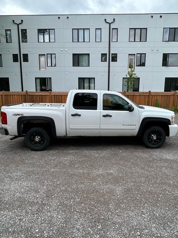 2011 Chevrolet Silverado 1500  - Photo #7
