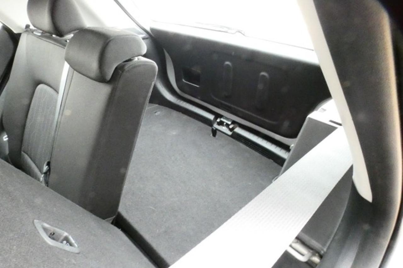 2023 Hyundai Venue Essential IVT w/Htd cloth seats - Photo #9