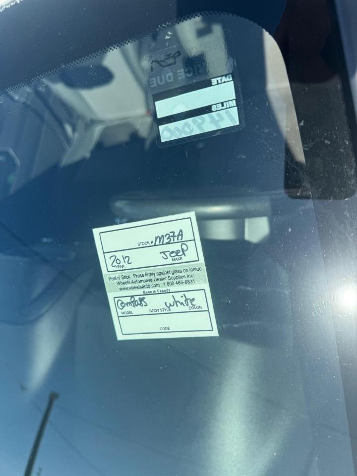 2012 Jeep Compass CERTIFIED, Sport, 4WD, NO ACCIDENTS, WELL MAINTAINED - Photo #17