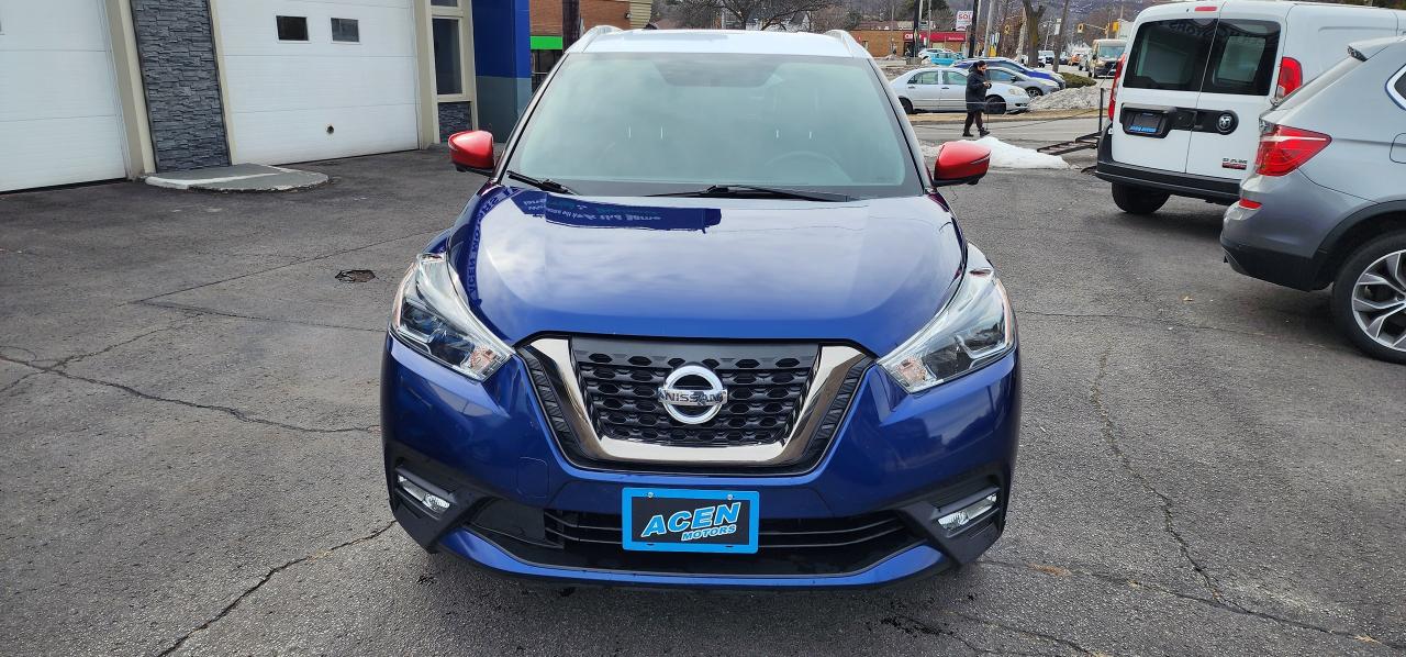 2019 Nissan Kicks SR - Photo #3