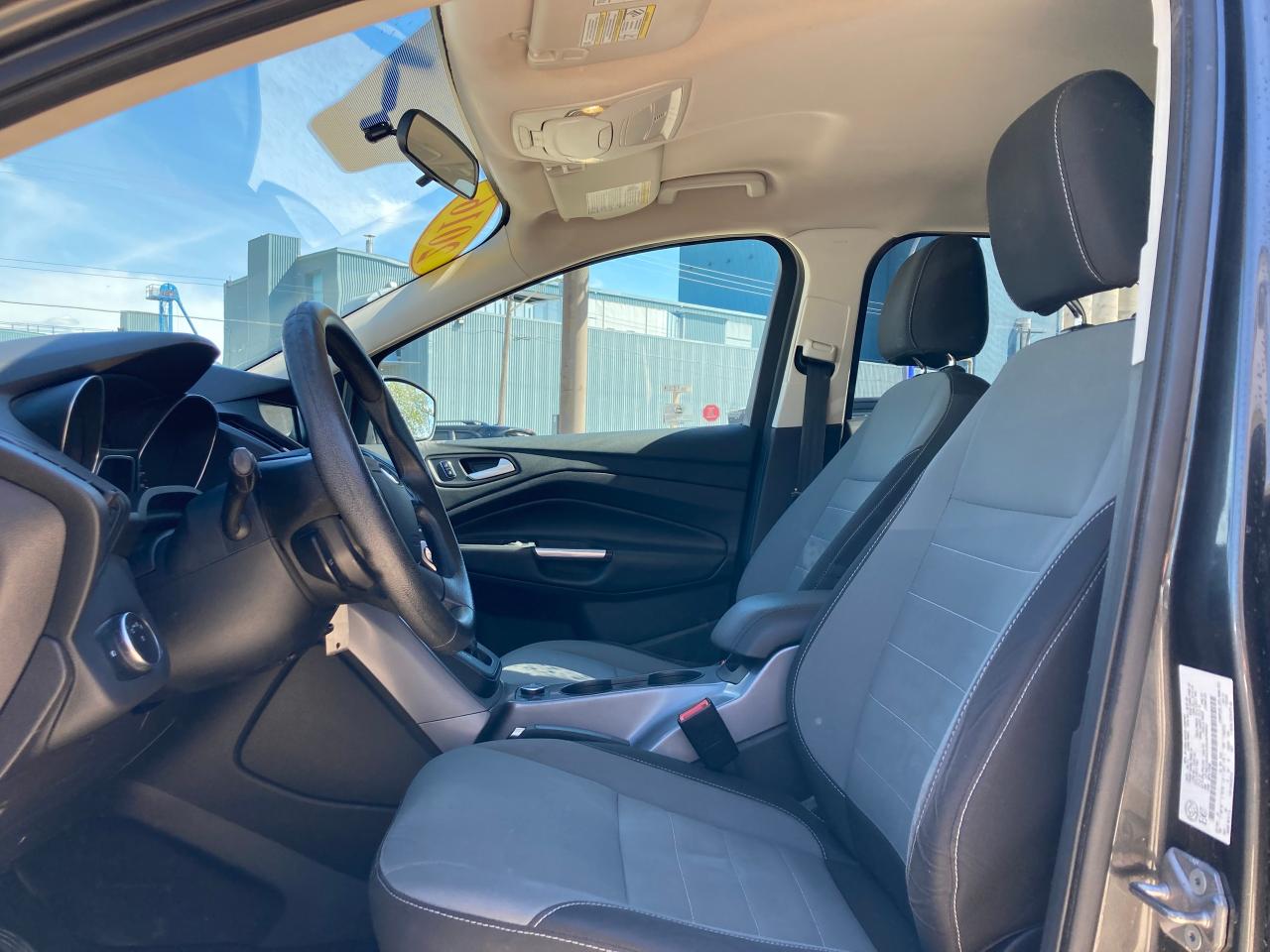 2016 Ford Escape FWD 4dr SE - Photo #8