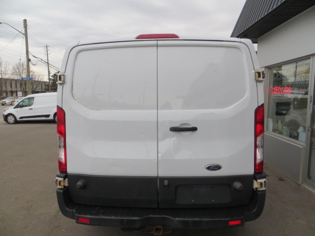 2016 Ford Transit Cargo Van CERTIFIED, EXTENDED, SHELVES, DIVIDER, 3.7L,CAMERA - Photo #6