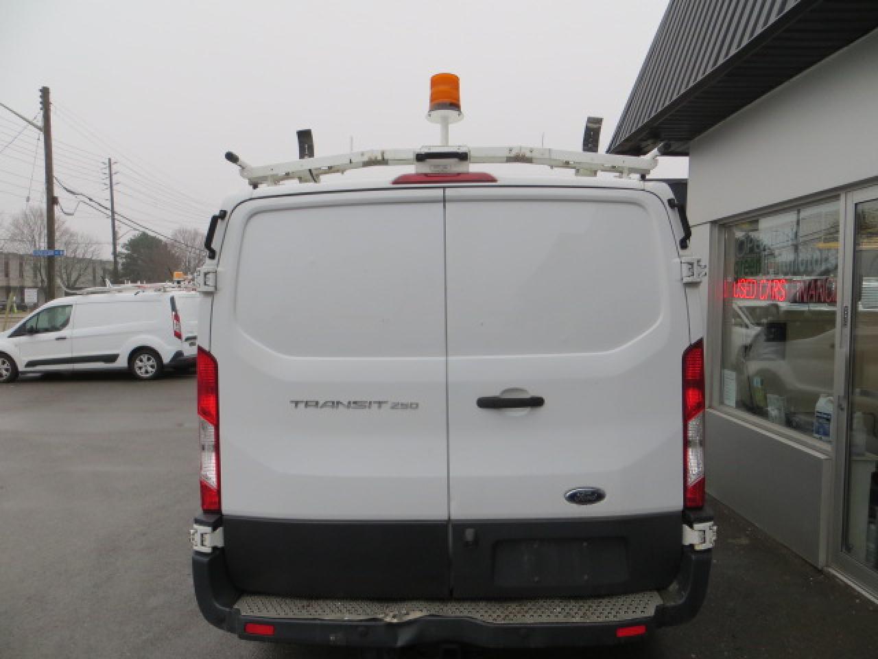2015 Ford Transit Cargo Van CERTIFIED,T-250,3.7L,SHELVING,LADDER RACK,INVERTER - Photo #6
