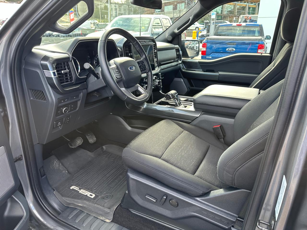 2022 Ford F-150 XLT Photo5