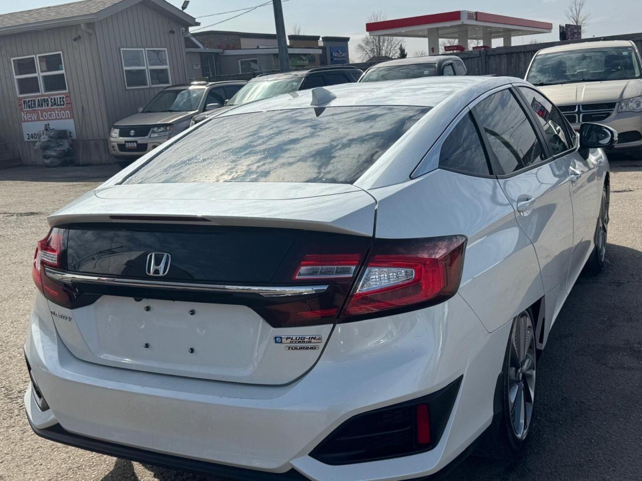 2018 Honda Clarity TOURING, PLUG IN HYBRID, ONLY 49KMS, LOADED, CERT - Photo #5