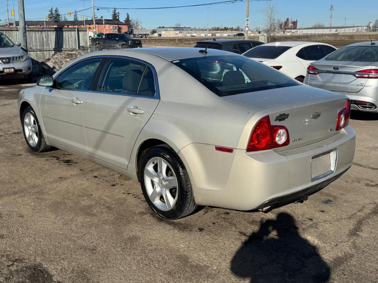 2010 Chevrolet Malibu LS, AUTO, ONLY 66KMS, LOW KMS, 4 CYL, CERTIFIED - Photo #3