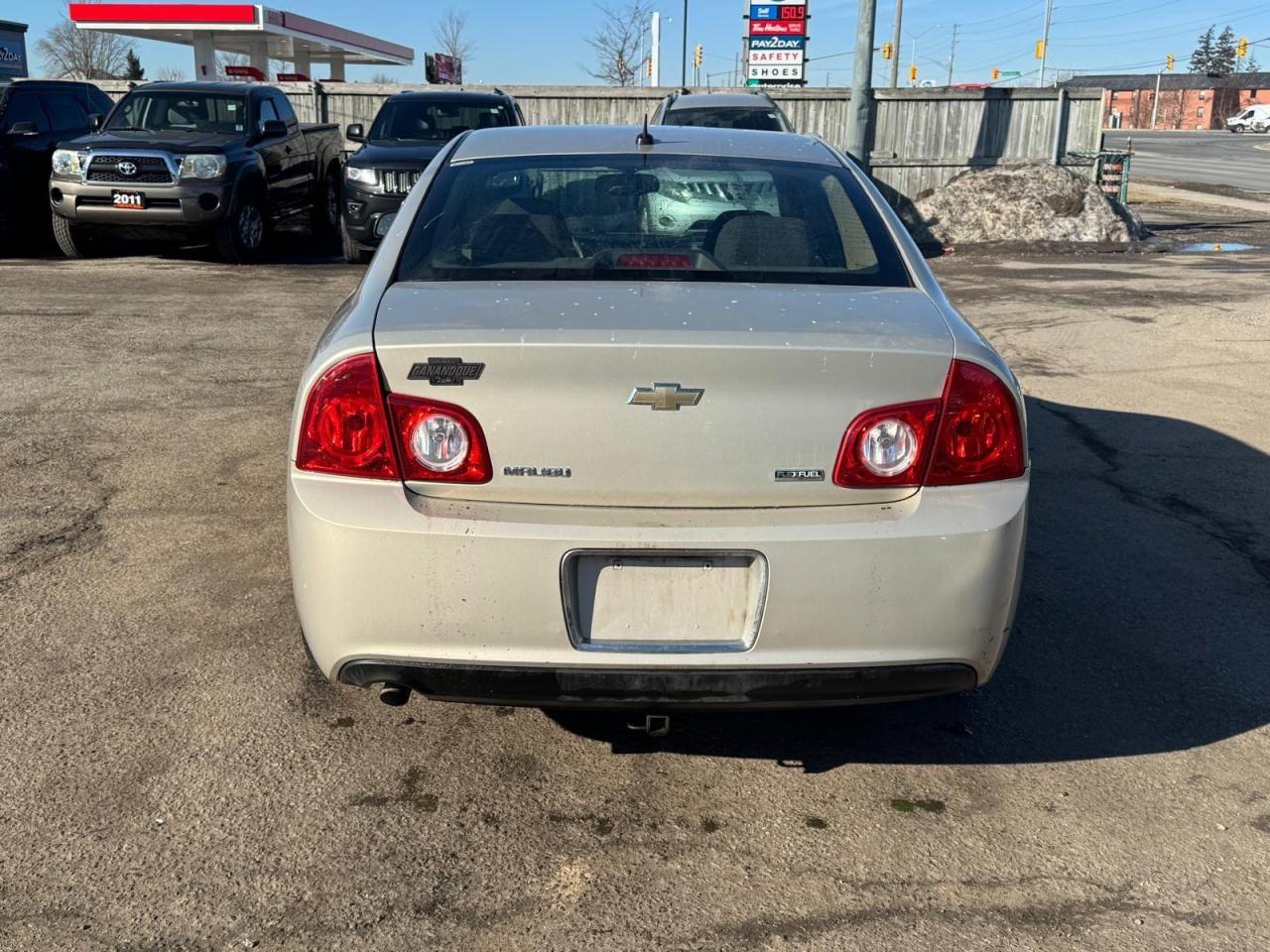 2010 Chevrolet Malibu LS, AUTO, ONLY 66KMS, LOW KMS, 4 CYL, CERTIFIED - Photo #4