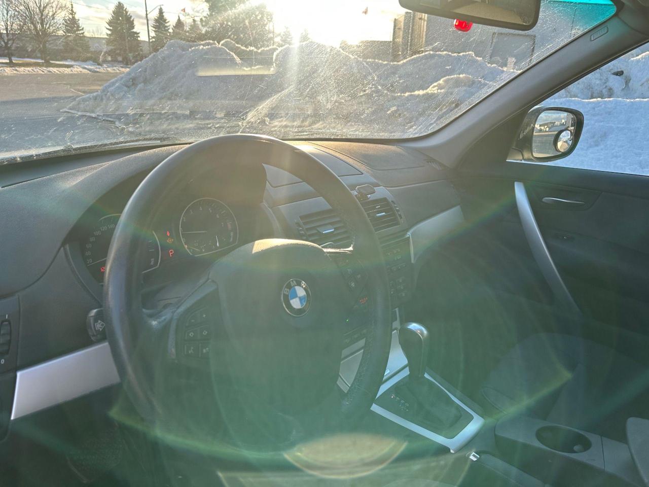 2010 BMW X3 XDRIVE - CLEAN CARFAX - 128000KM - Photo #17