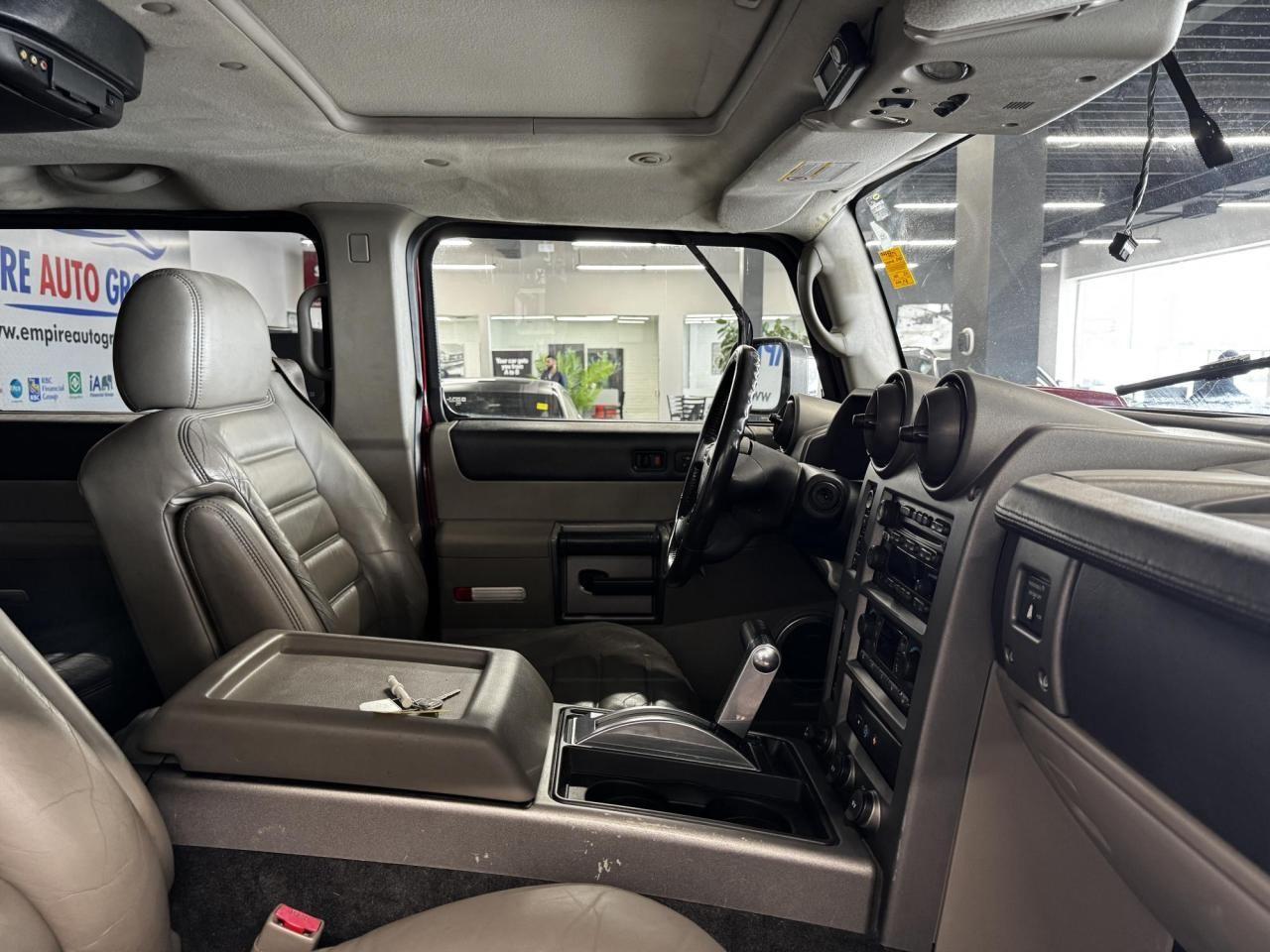 2003 Hummer H2  Photo