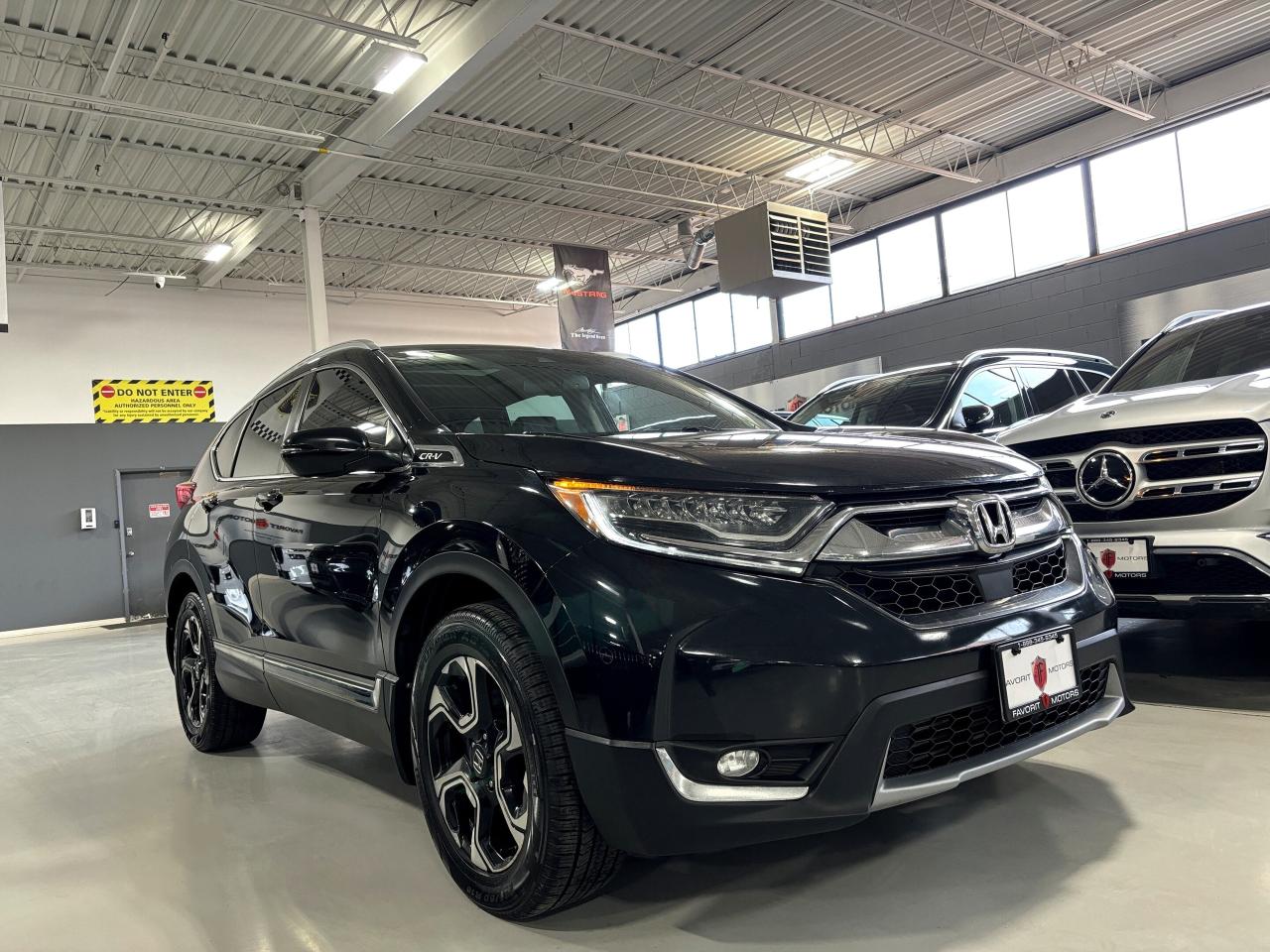 2018 Honda CR-V Touring AWD|TURBO|NAV|WOOD|PANOROOF|LEATHER|+++ - Photo #2