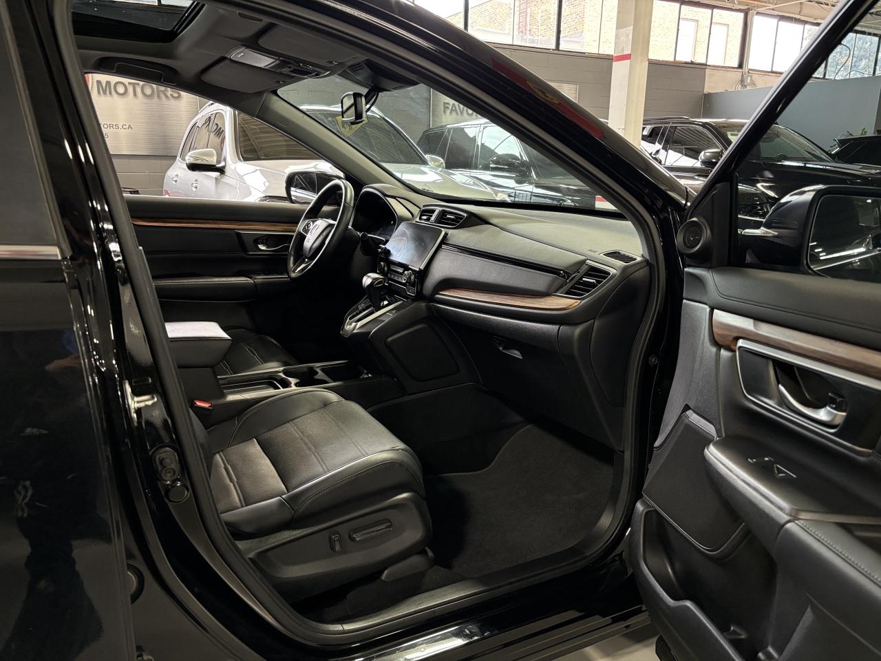 2018 Honda CR-V Touring AWD|TURBO|NAV|WOOD|PANOROOF|LEATHER|+++ - Photo #14