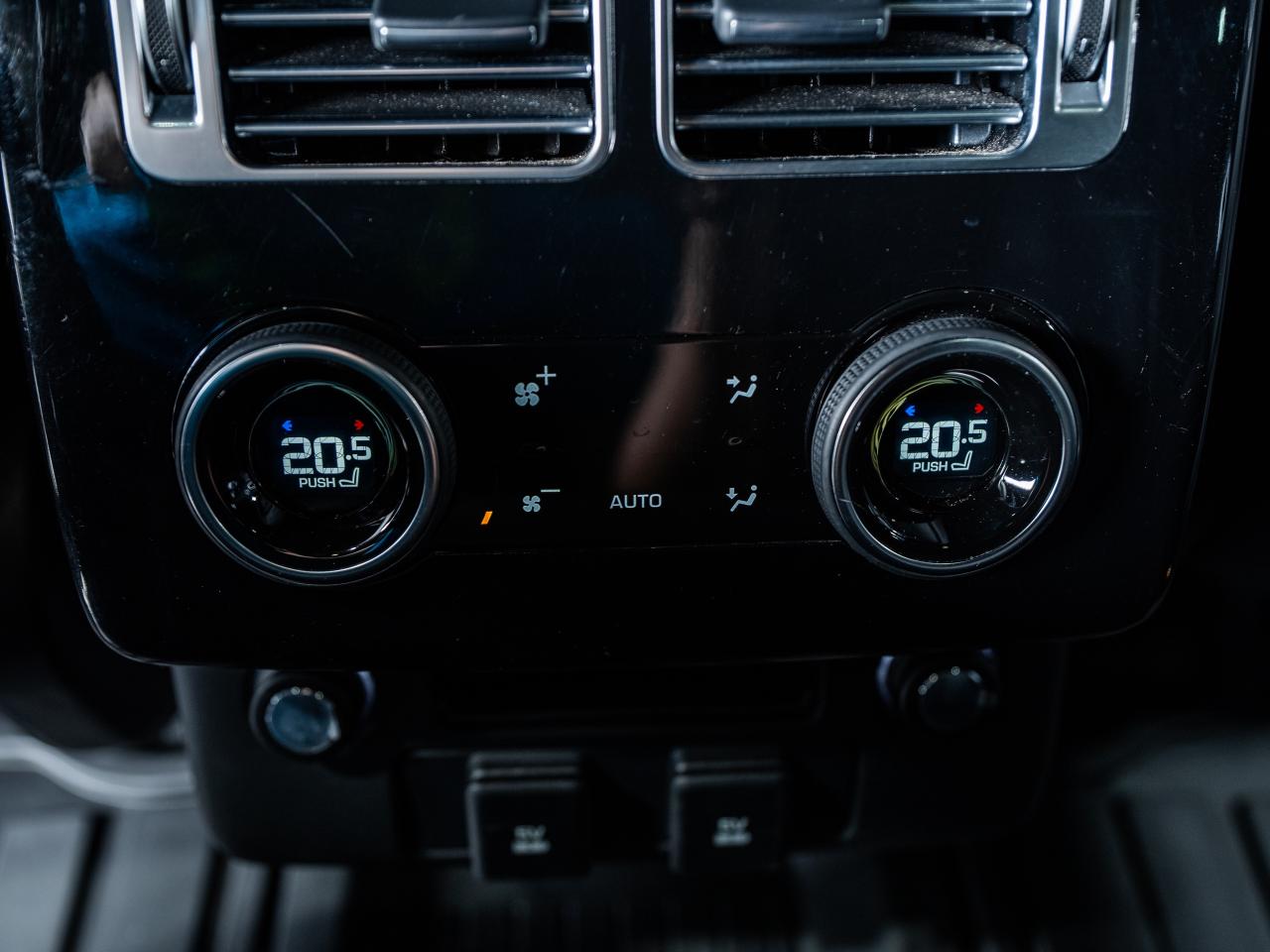 2020 Land Rover Range Rover P525 HSE SWB/HUD/PANO/ADAPTIVE CRUISE/22 IN RIMS Photo