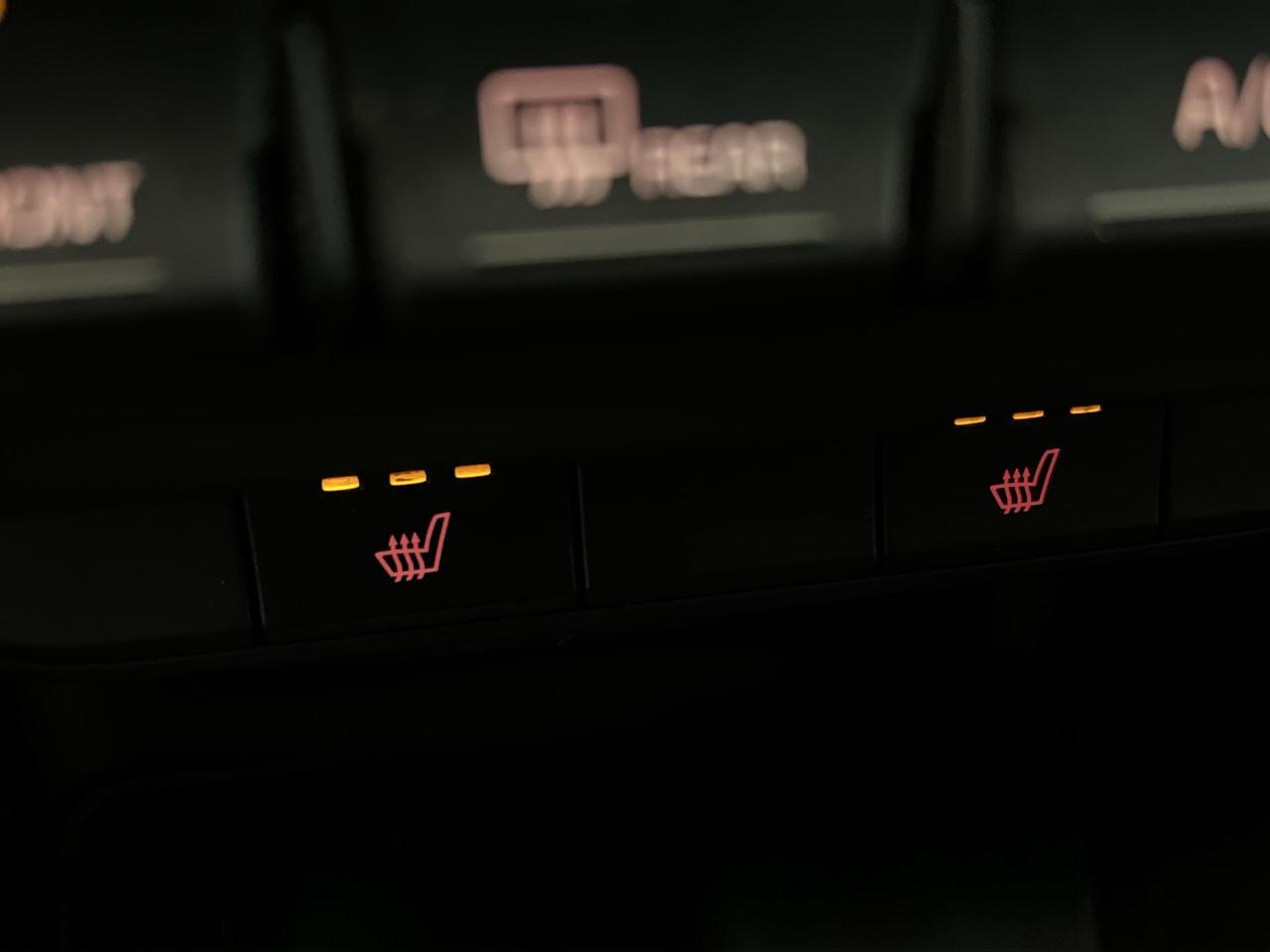 2022 Kia Sportage AWD | ONLY 36,000 KMS! | CARPLAY/AUTO | HTD SEATS Photo