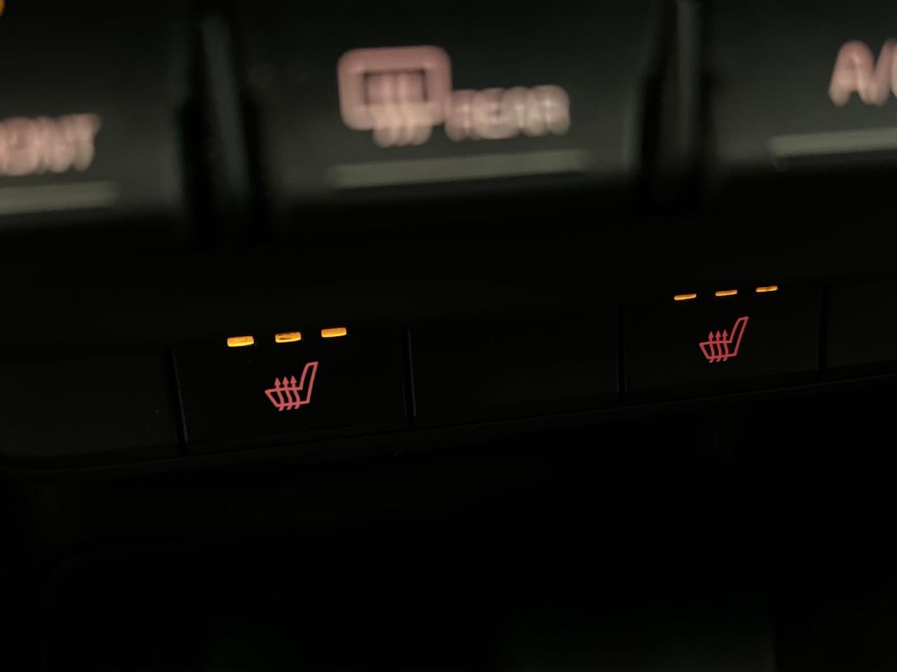 2022 Kia Sportage AWD | ONLY 36,000 KMS! | CARPLAY/AUTO | HTD SEATS Photo