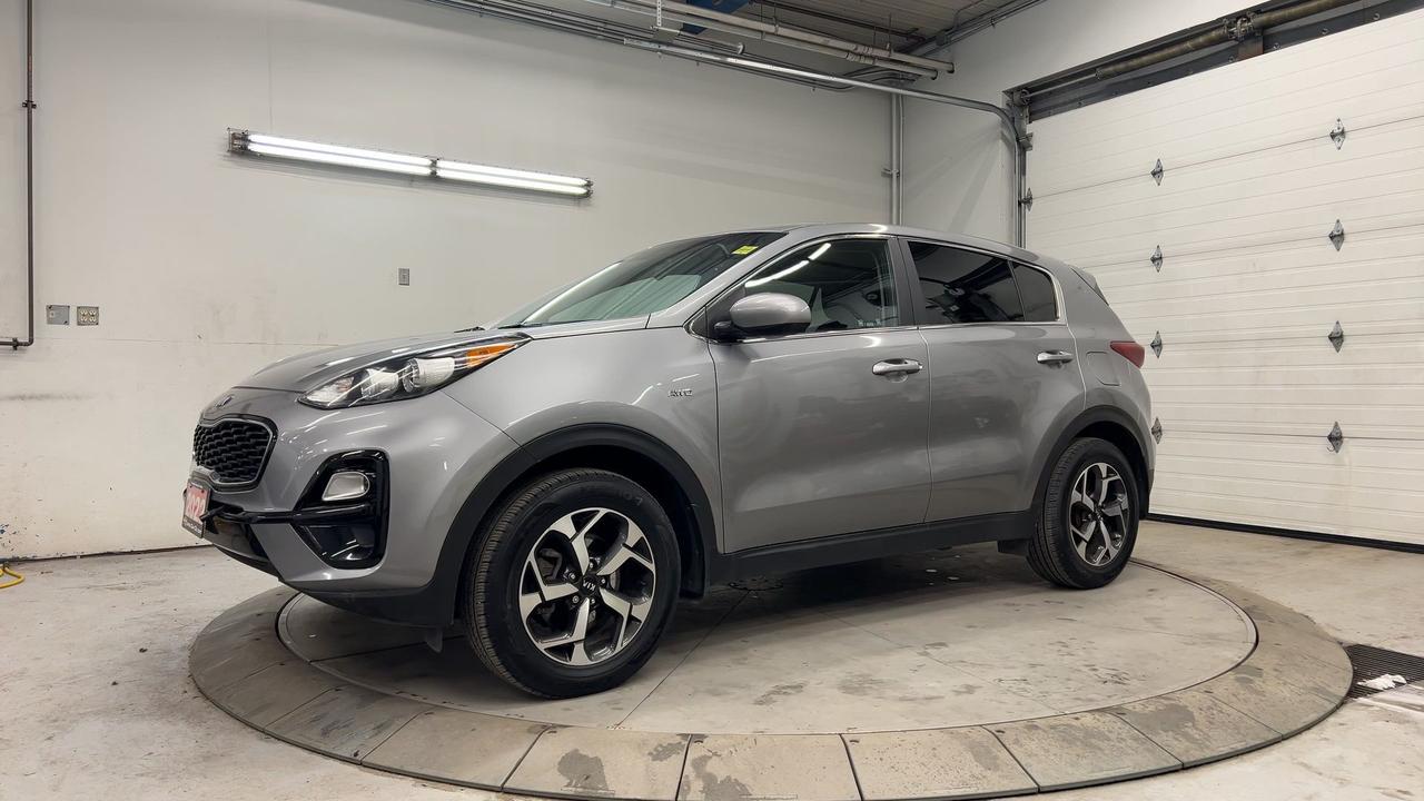 2022 Kia Sportage AWD | ONLY 36,000 KMS! | CARPLAY/AUTO | HTD SEATS Photo3