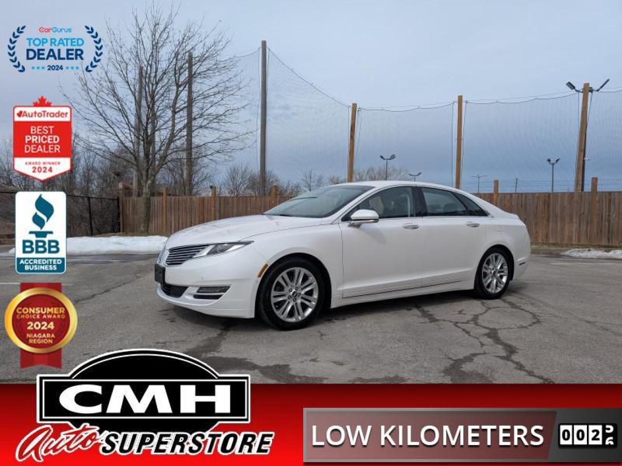 Used 2015 Lincoln MKZ Reserve  **TECH PACKAGE - LOW KMS** for sale in St. Catharines, ON