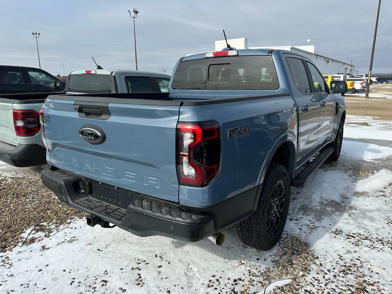 2025 Ford Ranger LARIAT 4WD SuperCrew 5' Box 500A Photo5