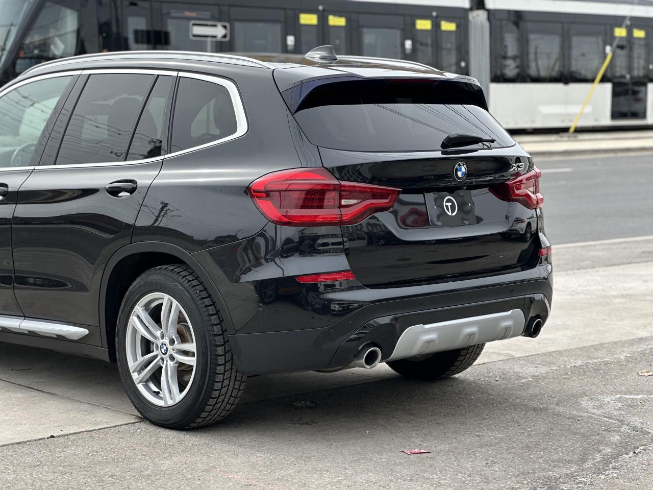2018 BMW X3 NAVI | PREMIUM | PANO | LOADED | - Photo #13
