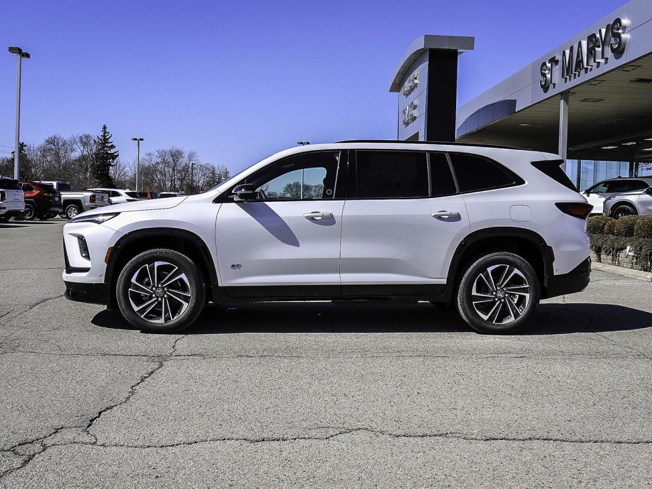 2025 Buick Enclave Sport Touring Photo4