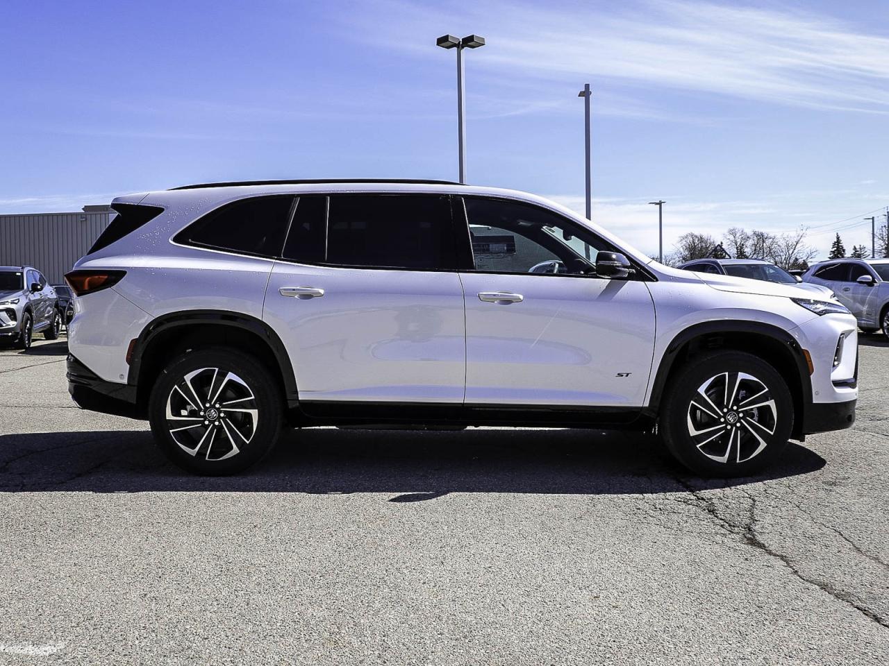 2025 Buick Enclave Sport Touring Photo2