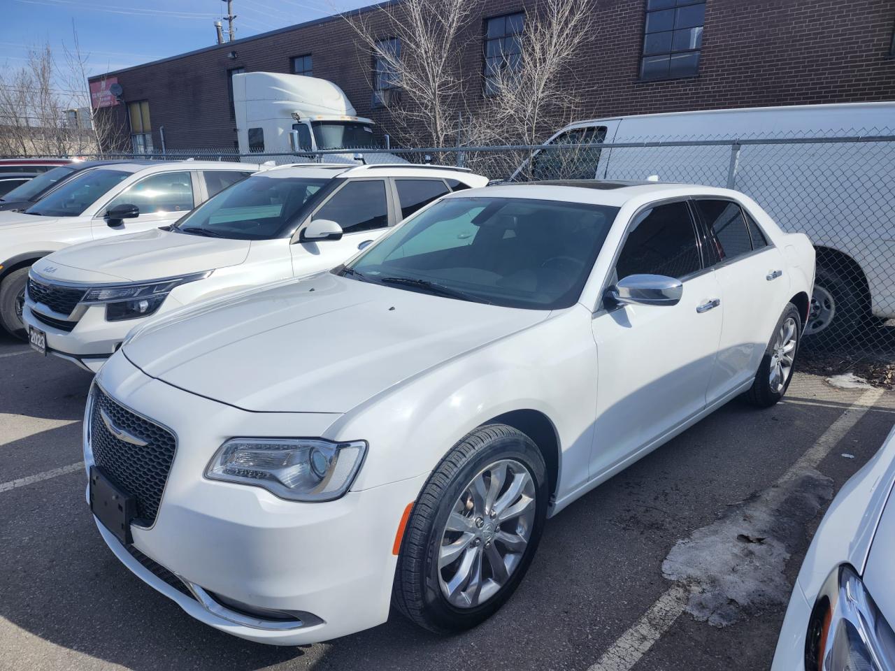 2018 Chrysler 300 300 Limited AWD