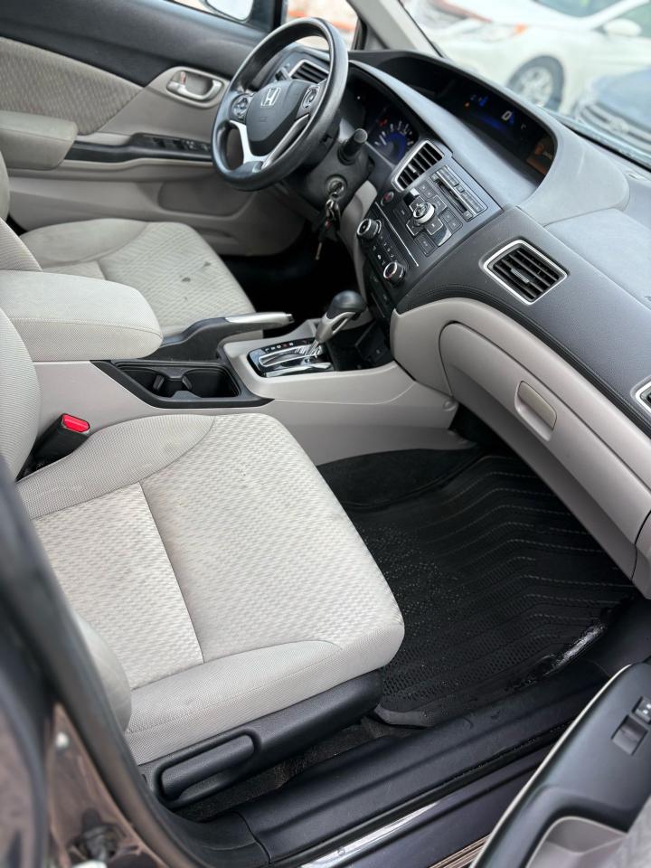 2015 Honda Civic LX - Photo #10