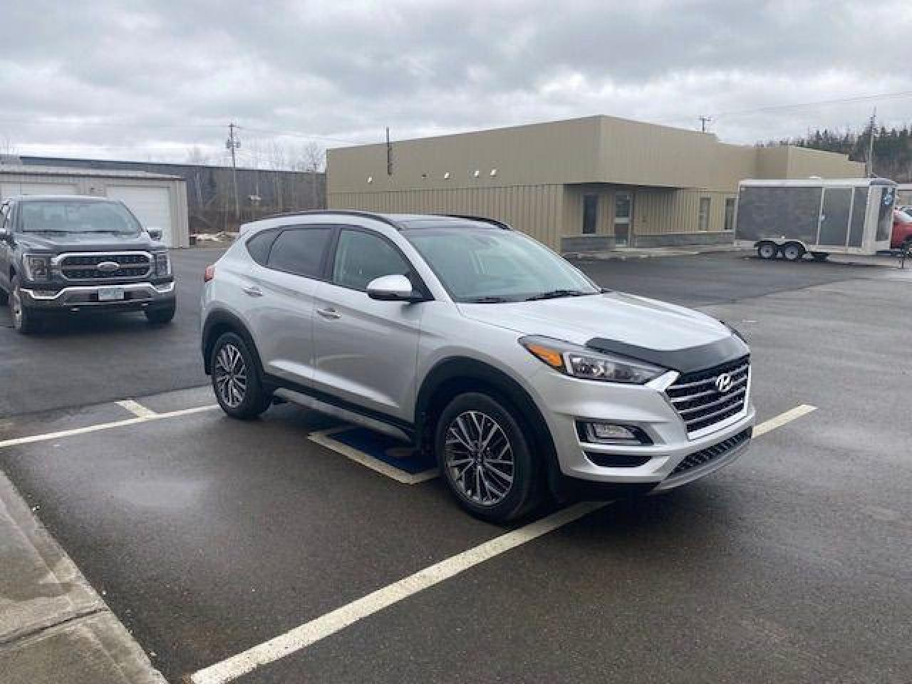 2019 Hyundai Tucson Luxury AWD - Photo #2