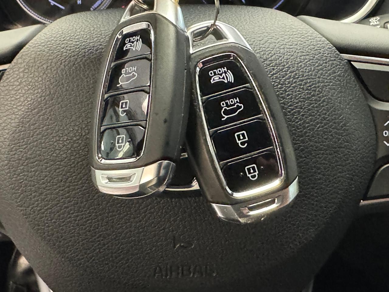 2019 Hyundai Santa Fe Prefferred AWD+New Tires+Brakes+Camera+CLEANCARFAX Photo