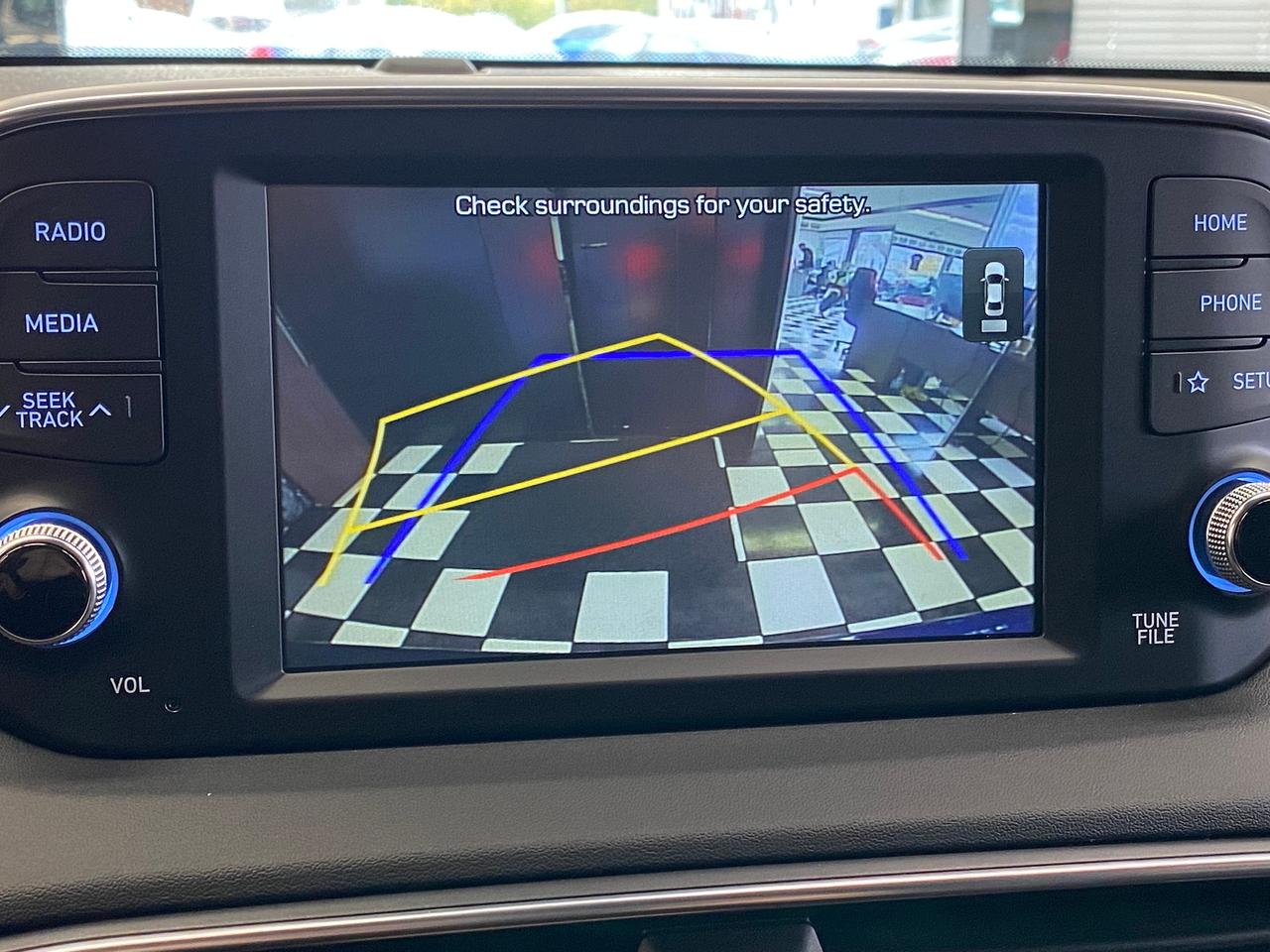 2019 Hyundai Santa Fe Prefferred AWD+New Tires+Brakes+Camera+CLEANCARFAX Photo