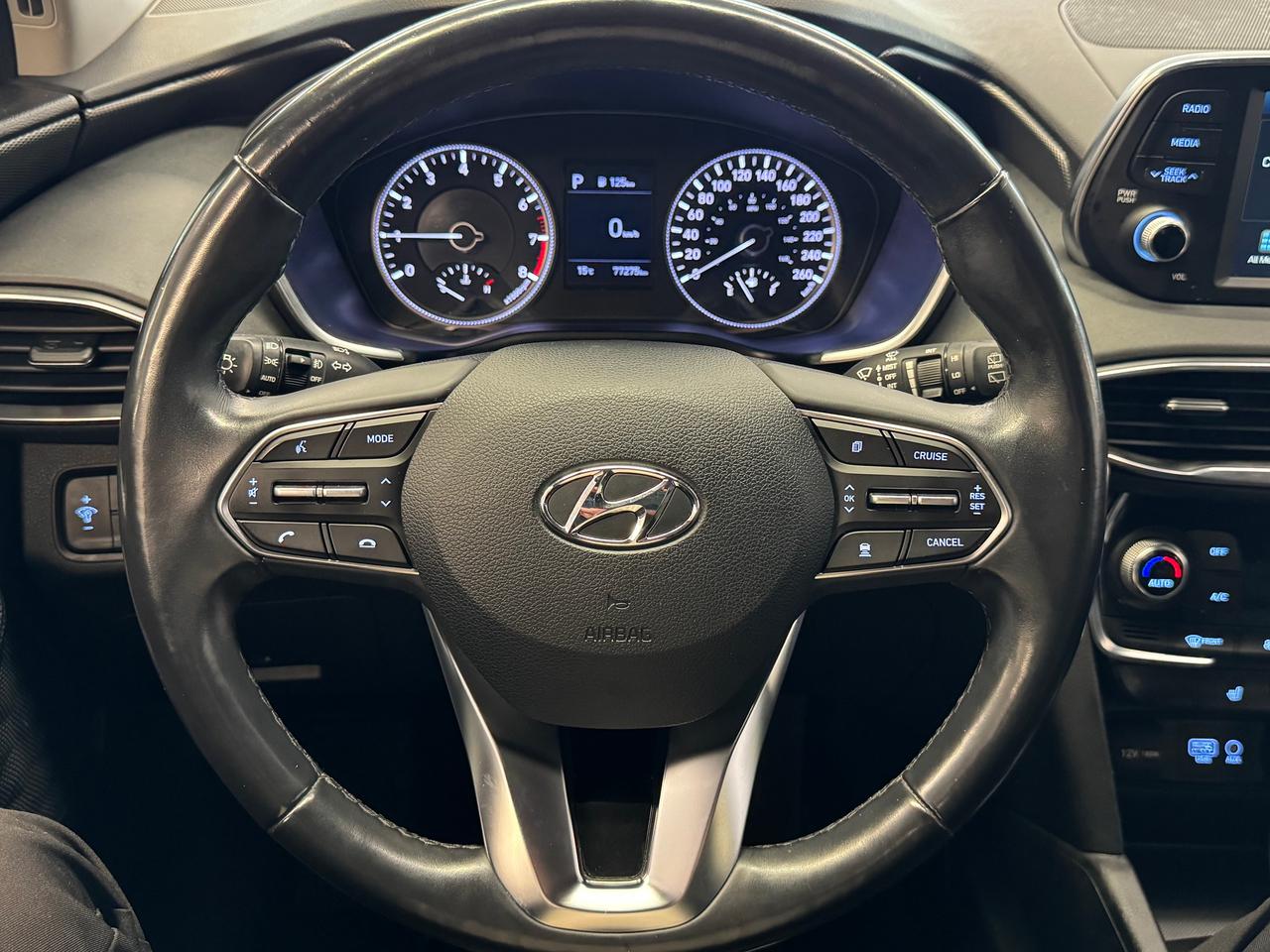 2019 Hyundai Santa Fe Prefferred AWD+New Tires+Brakes+Camera+CLEANCARFAX Photo