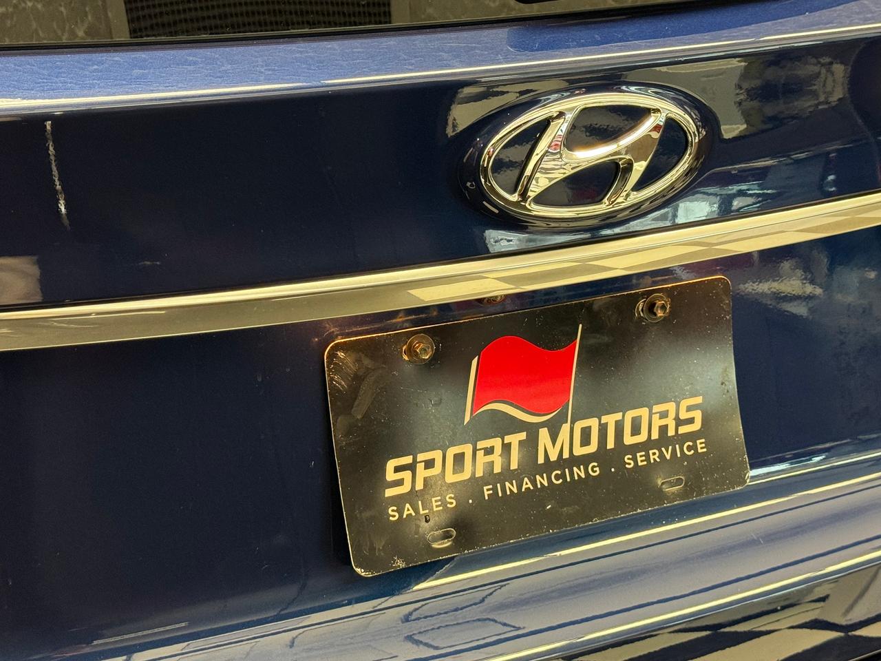 2019 Hyundai Santa Fe Prefferred AWD+New Tires+Brakes+Camera+CLEANCARFAX Photo