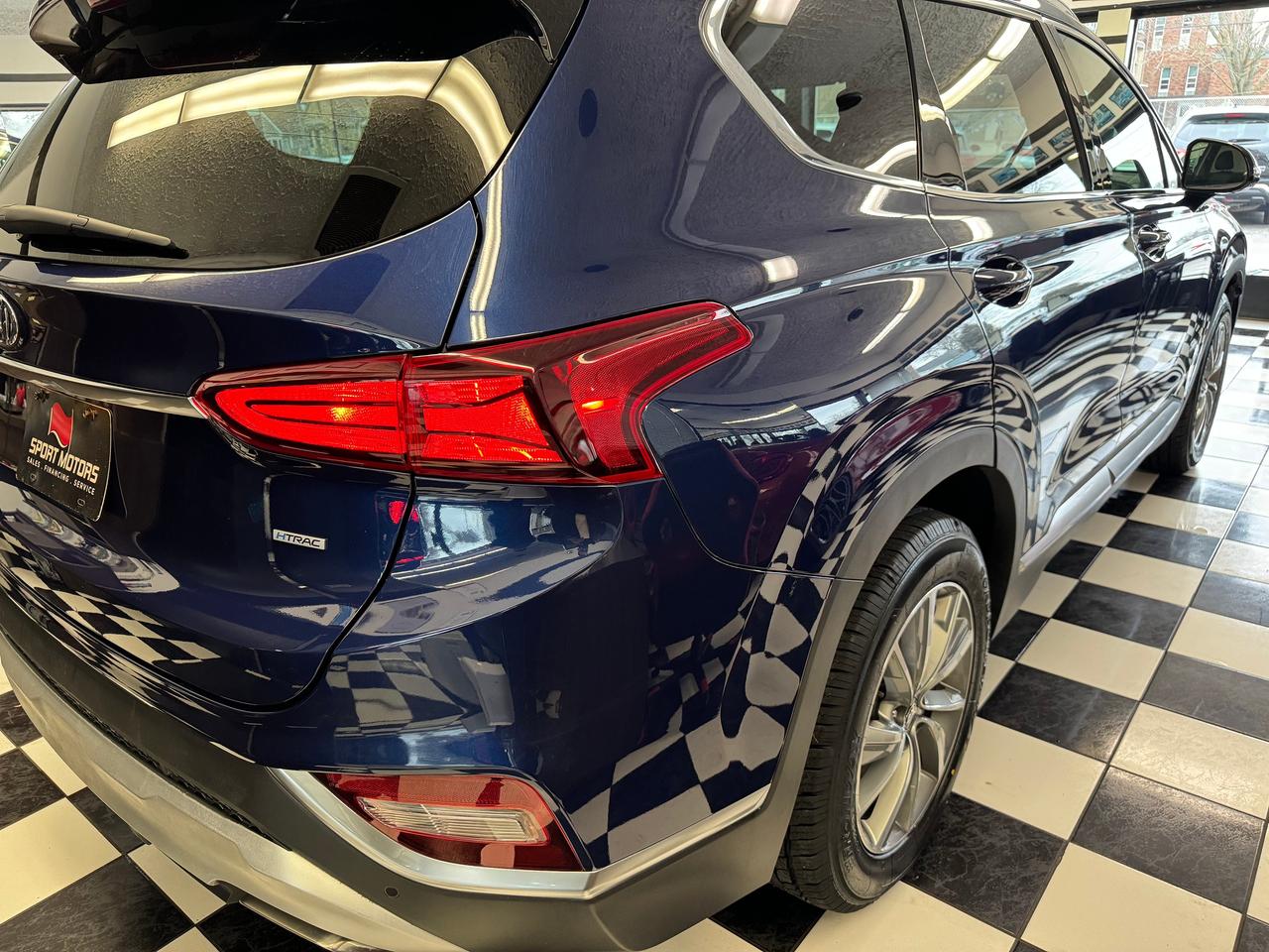 2019 Hyundai Santa Fe Prefferred AWD+New Tires+Brakes+Camera+CLEANCARFAX Photo