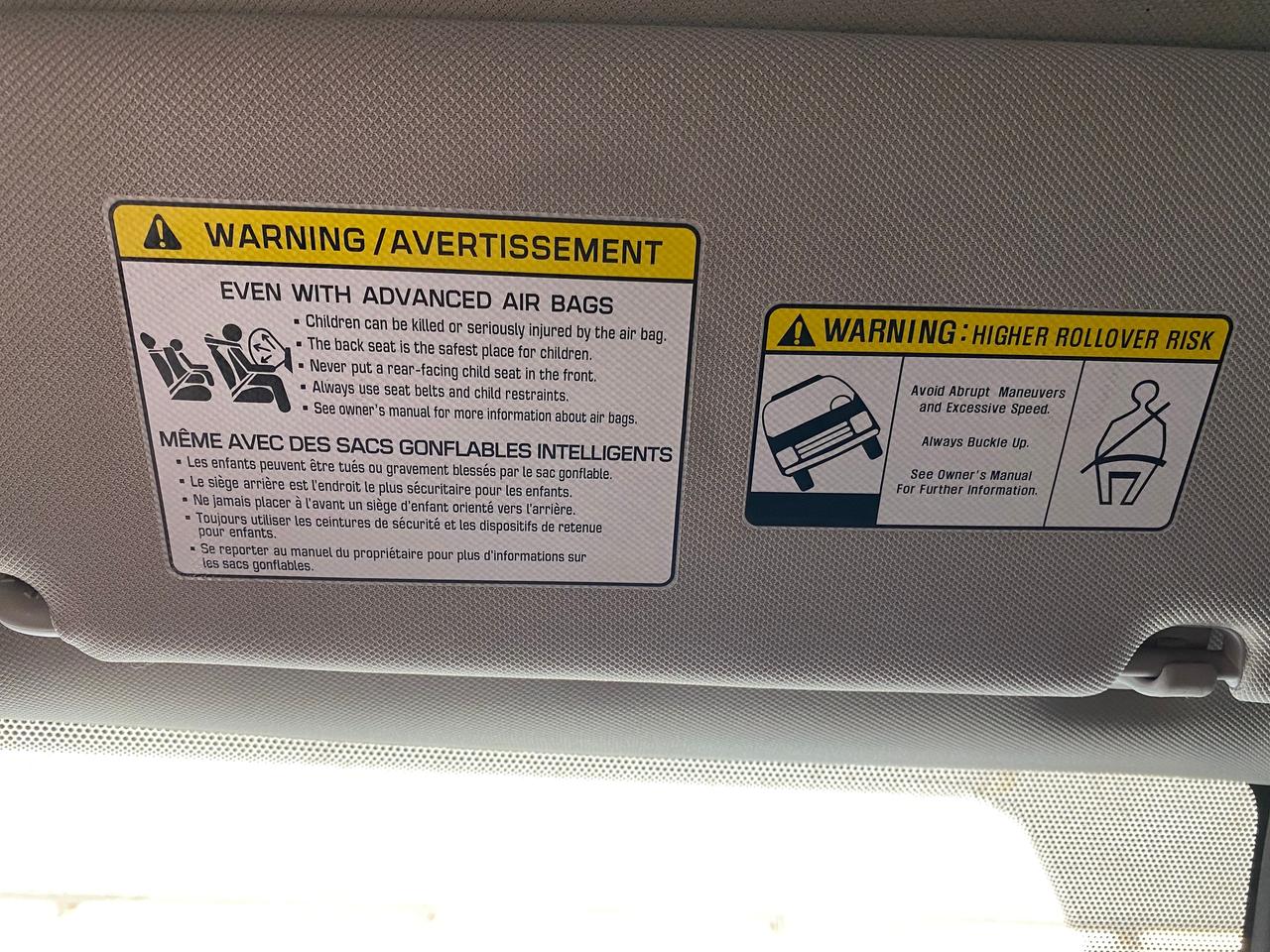 2019 Hyundai Santa Fe Prefferred AWD+New Tires+Brakes+Camera+CLEANCARFAX Photo