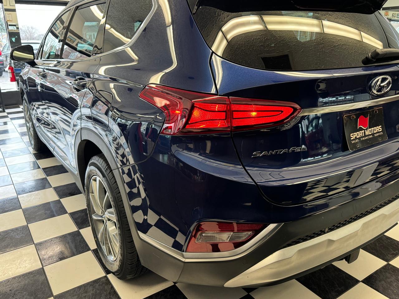 2019 Hyundai Santa Fe Prefferred AWD+New Tires+Brakes+Camera+CLEANCARFAX Photo