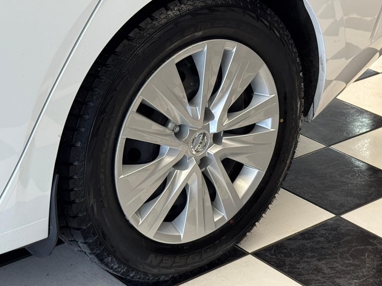 2020 Nissan Sentra S+Camera+A/C+Bluetooth+CLEAN CARFAX+ACCIDENT FREE - Photo #47