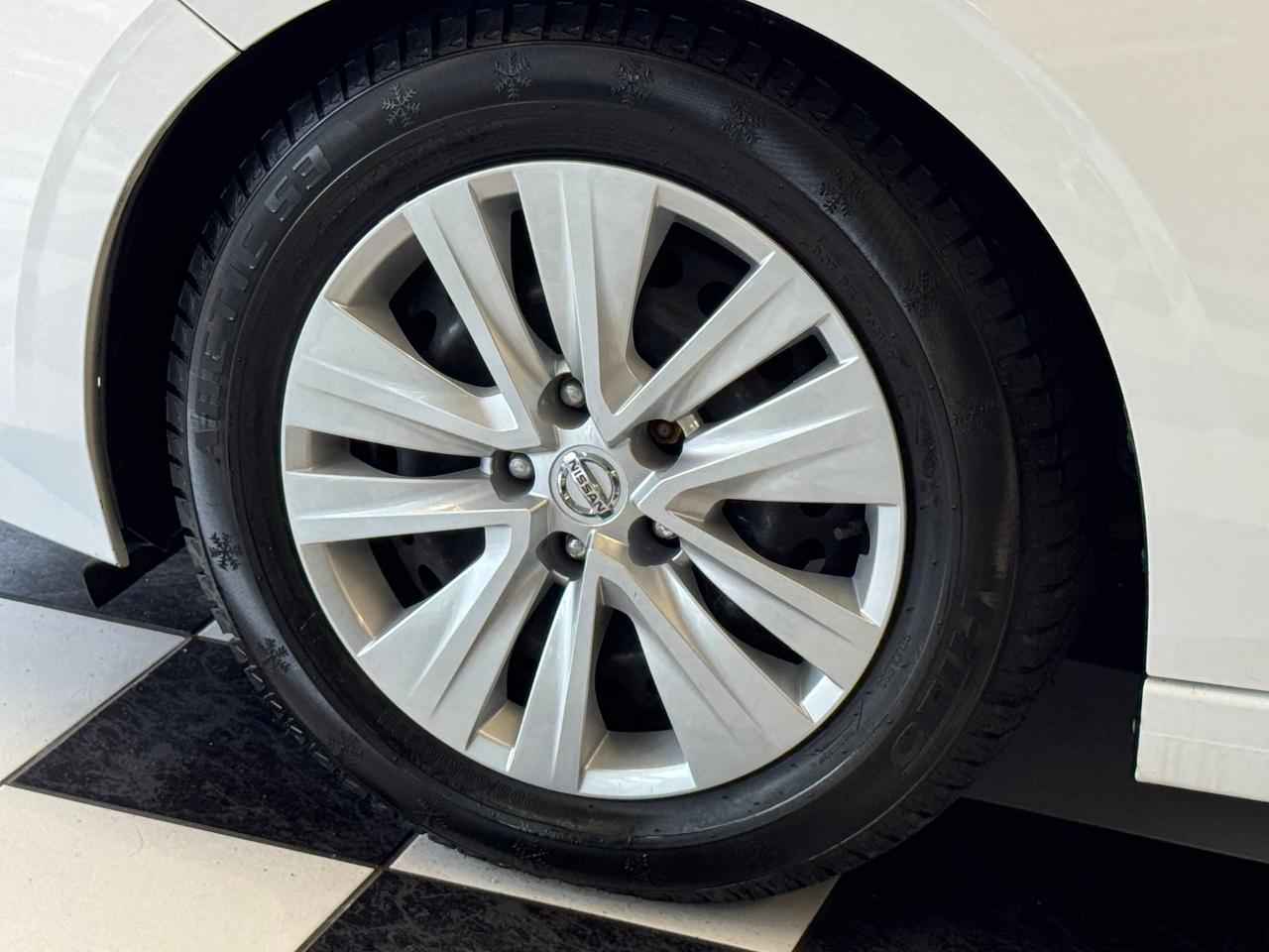 2020 Nissan Sentra S+Camera+A/C+Bluetooth+CLEAN CARFAX+ACCIDENT FREE - Photo #46